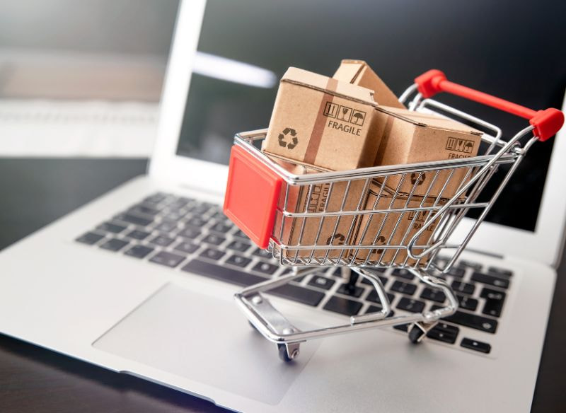 E-commerce and Dynamic Content